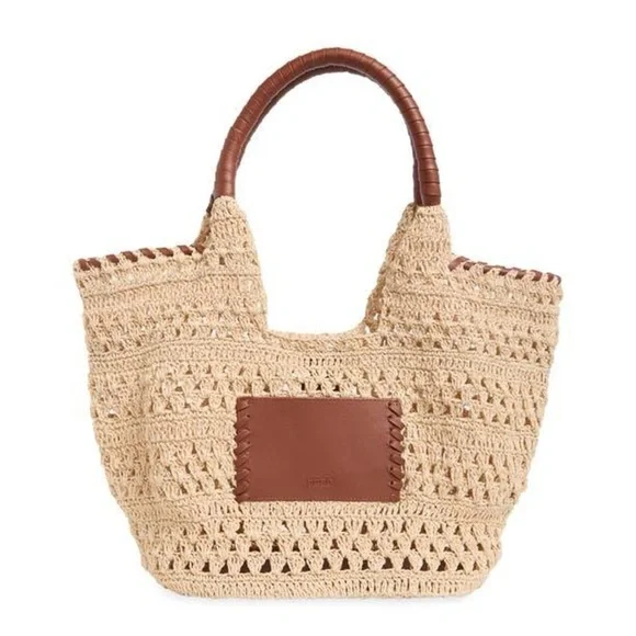 BCBG Woven Raffia Tote Bag Leather Handles Logo Patch Boho Vacation - Picture 3 of 16